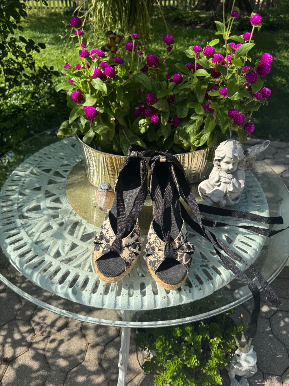 Ankle lace pumps